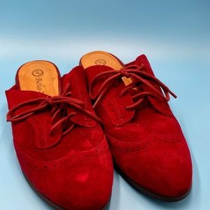 Bella Vita Suede Wing-tip Mule